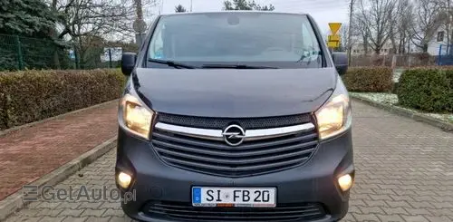 OPEL Vivaro 