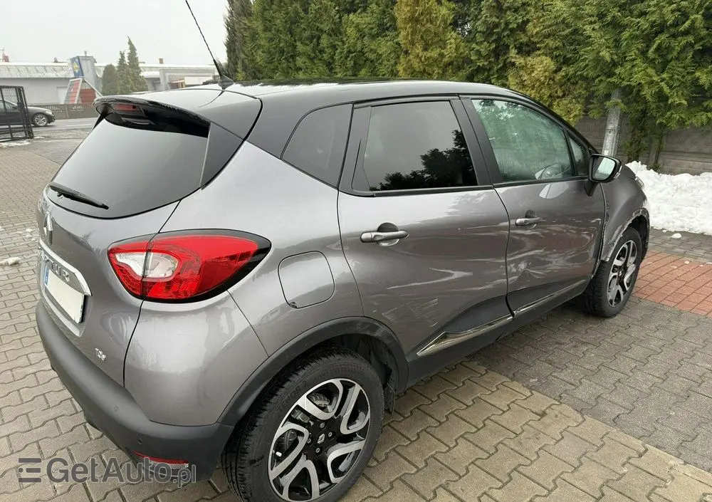 RENAULT Captur 