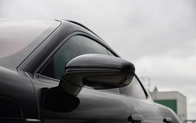PORSCHE Taycan Turbo