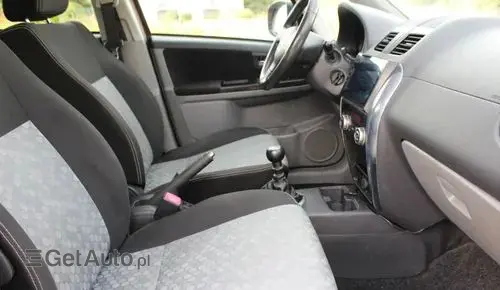 SUZUKI SX4 