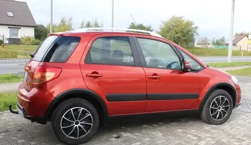 SUZUKI SX4 