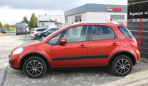 SUZUKI SX4 