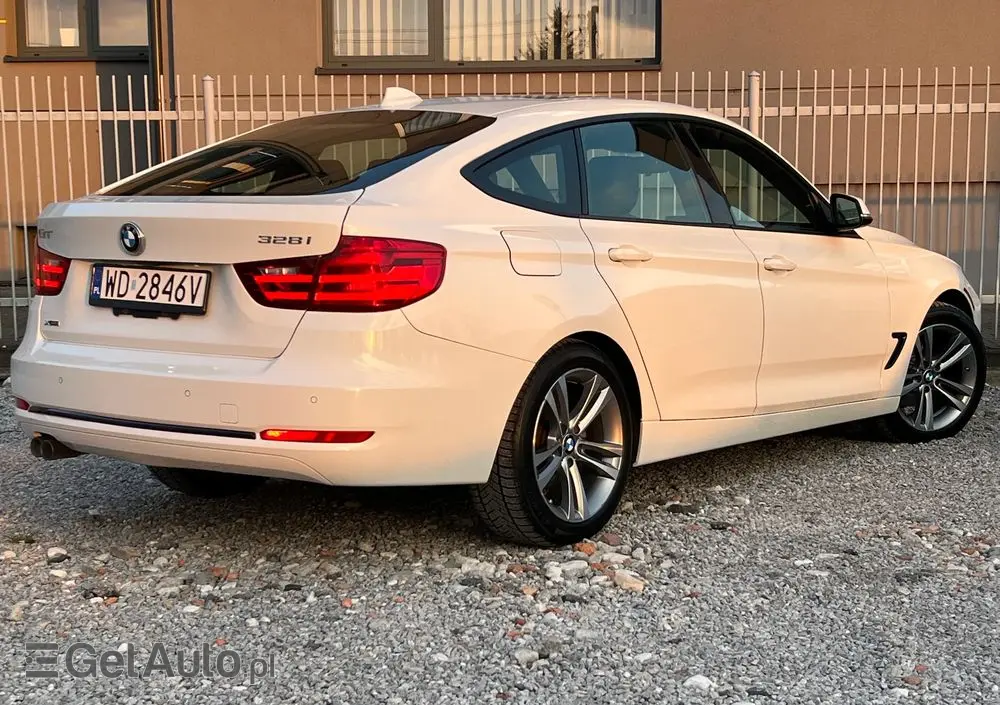 BMW 3GT 328i xDrive Sport-Aut Sport Line