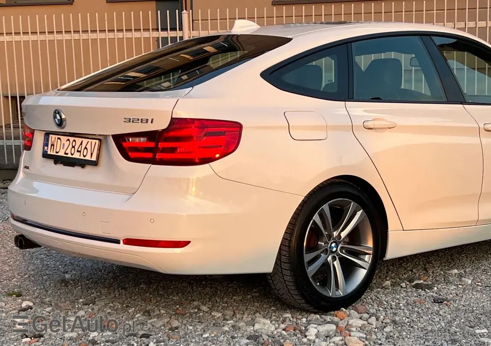 BMW 3GT 328i xDrive Sport-Aut Sport Line