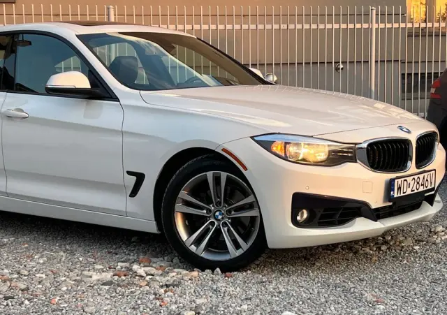 BMW 3GT 328i xDrive Sport-Aut Sport Line