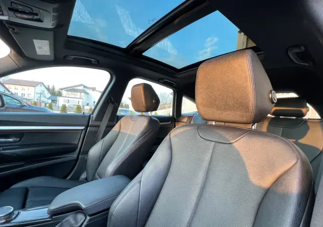 BMW 3GT 328i xDrive Sport-Aut Sport Line