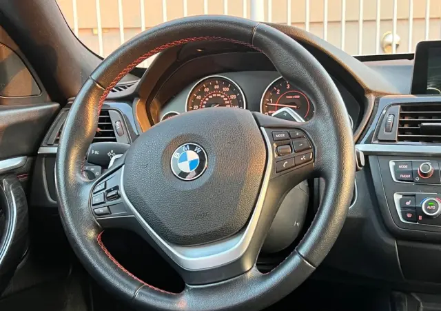 BMW 3GT 328i xDrive Sport-Aut Sport Line