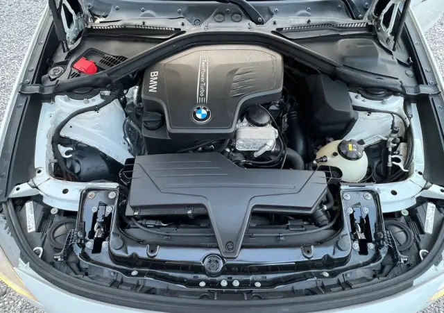 BMW 3GT 328i xDrive Sport-Aut Sport Line