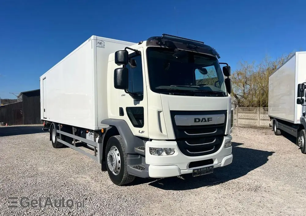 DAF LF 290 / Chłodnia / Euro 6 / Winda / 