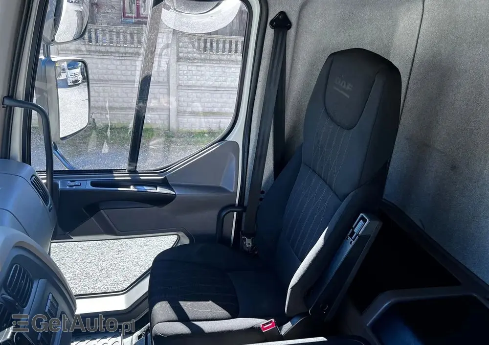 DAF LF 290 / Chłodnia / Euro 6 / Winda / 