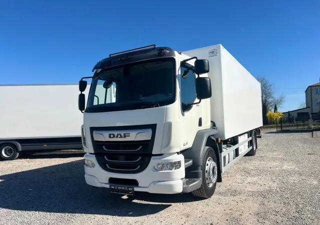 DAF LF 290 / Chłodnia / Euro 6 / Winda / 