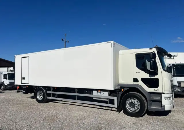 DAF LF 290 / Chłodnia / Euro 6 / Winda / 