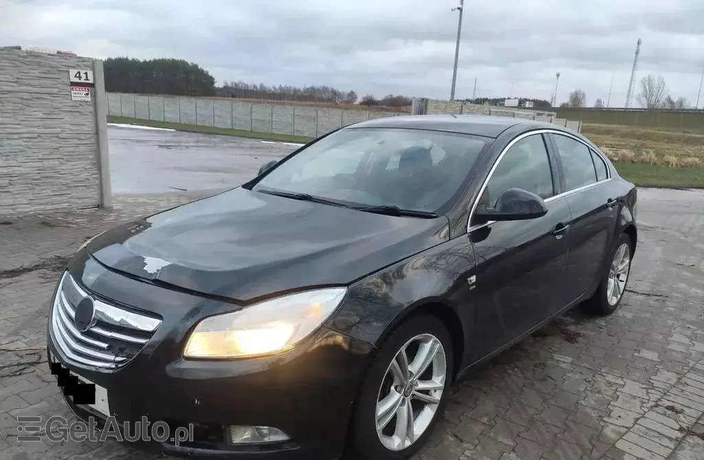 OPEL Insignia 