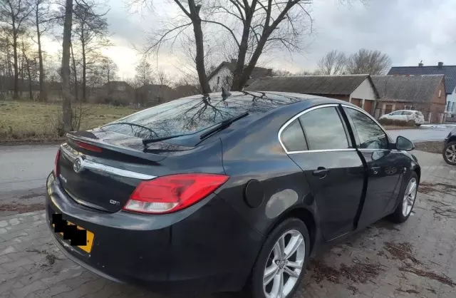 OPEL Insignia 