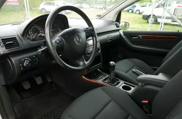 MERCEDES-BENZ Klasa A 