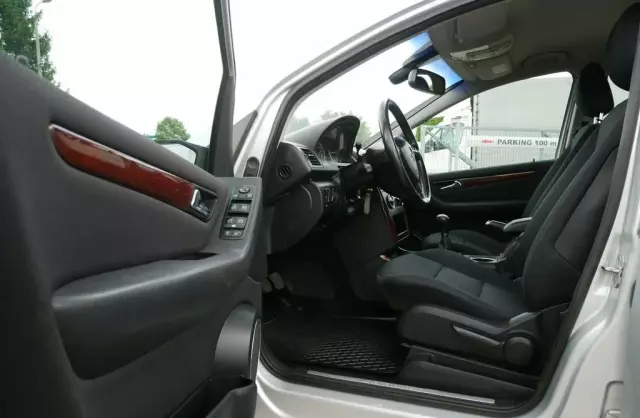 MERCEDES-BENZ Klasa A 