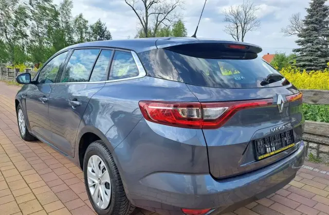 RENAULT Megane 
