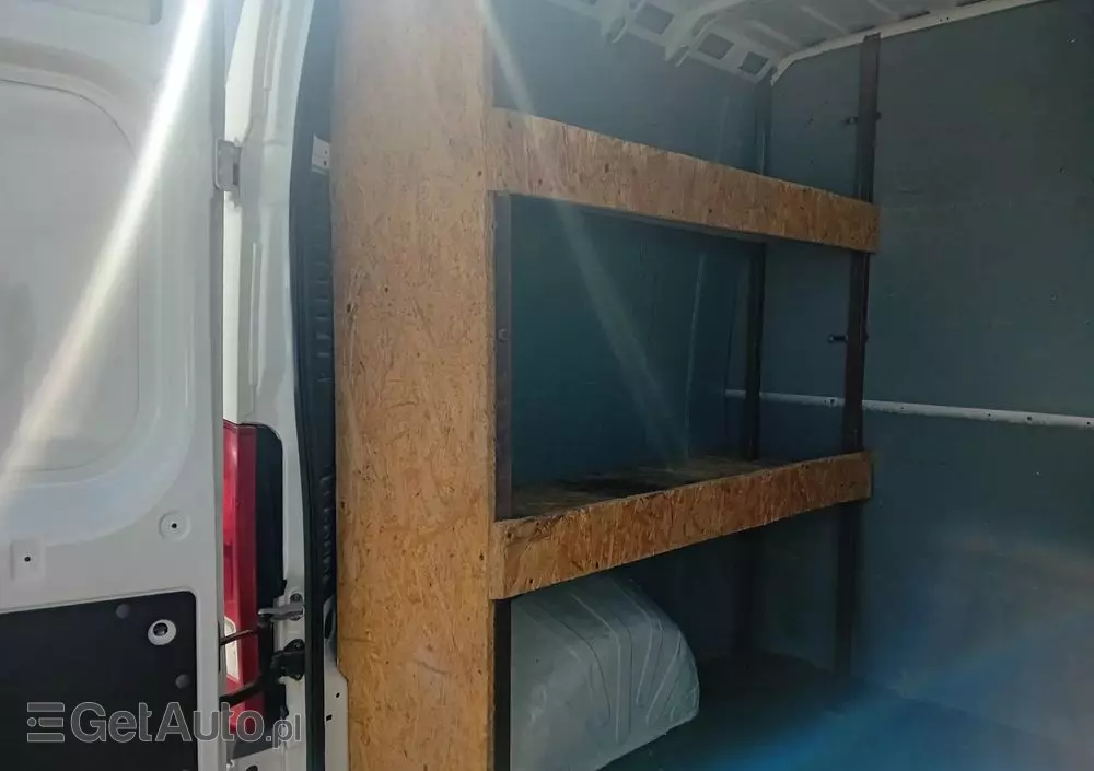 PEUGEOT Boxer Brygadówka 