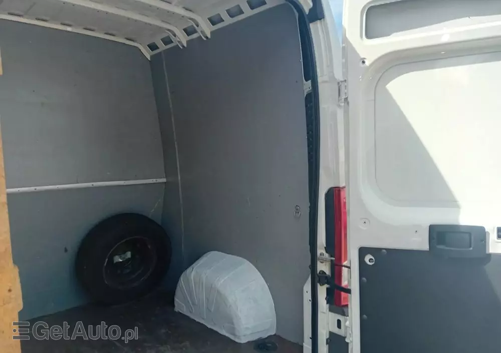 PEUGEOT Boxer Brygadówka 