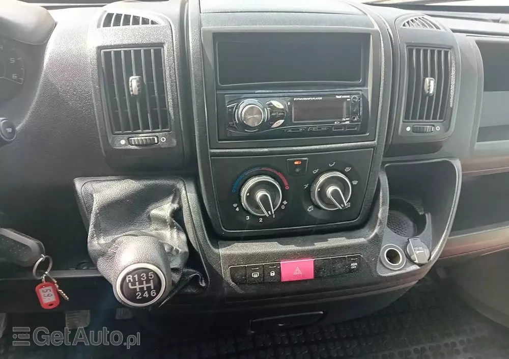 PEUGEOT Boxer Brygadówka 