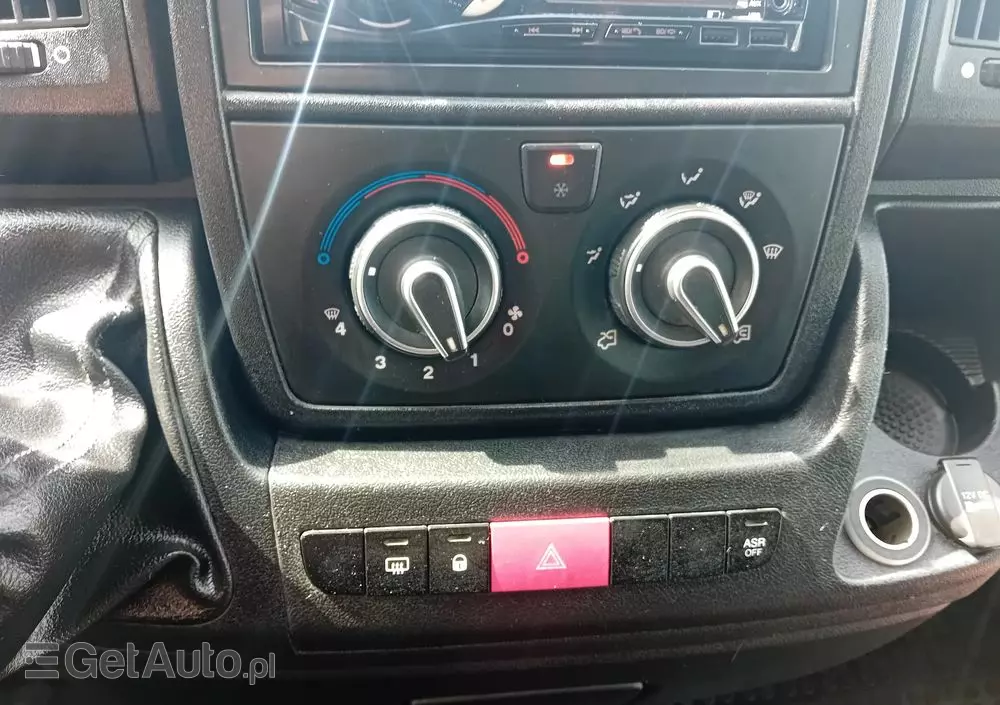 PEUGEOT Boxer Brygadówka 