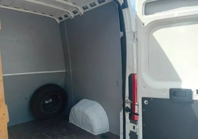 PEUGEOT Boxer Brygadówka 