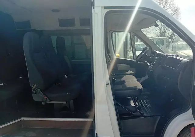 PEUGEOT Boxer Brygadówka 