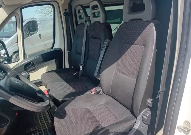 PEUGEOT Boxer Brygadówka 