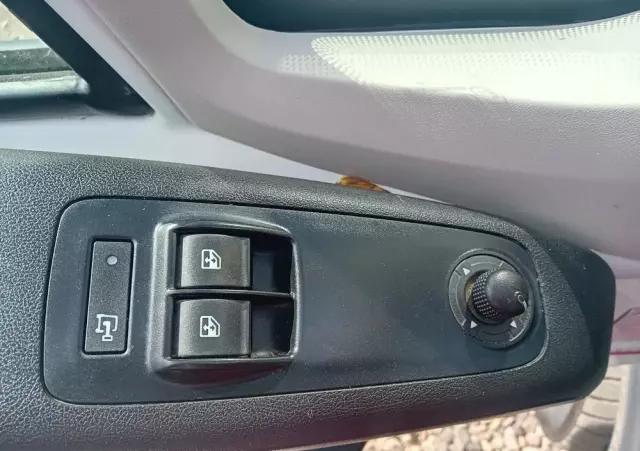 PEUGEOT Boxer Brygadówka 