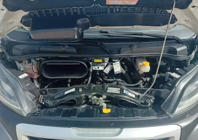 PEUGEOT Boxer Brygadówka 