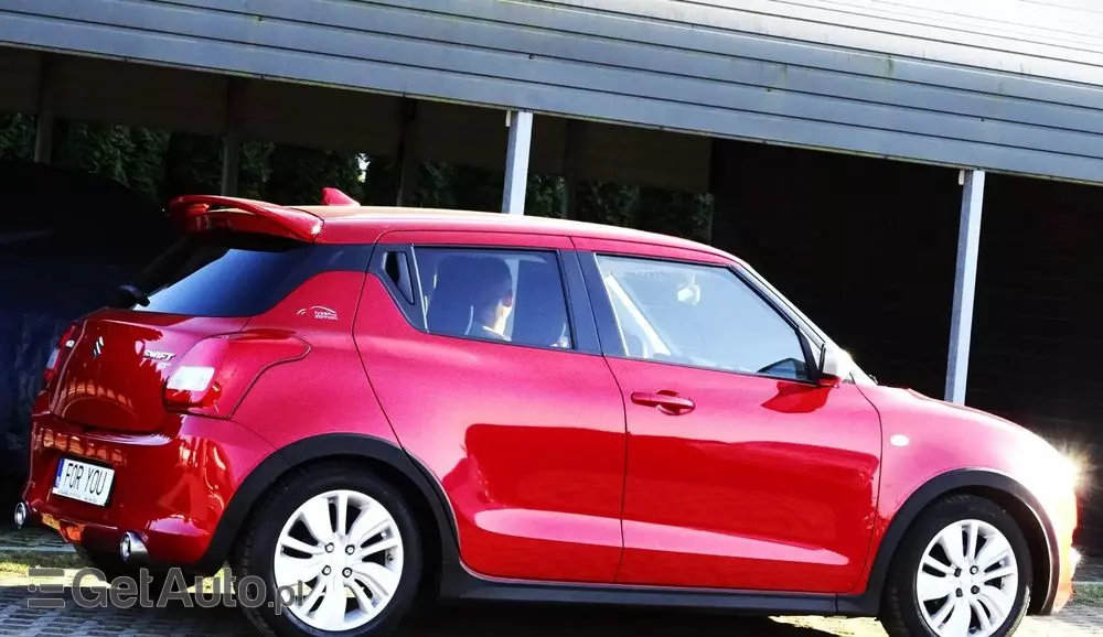 SUZUKI Swift 1.2 Premium Plus