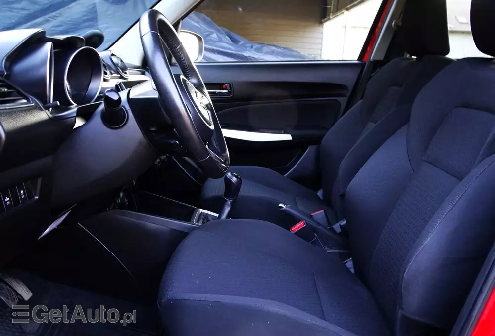 SUZUKI Swift 1.2 Premium Plus