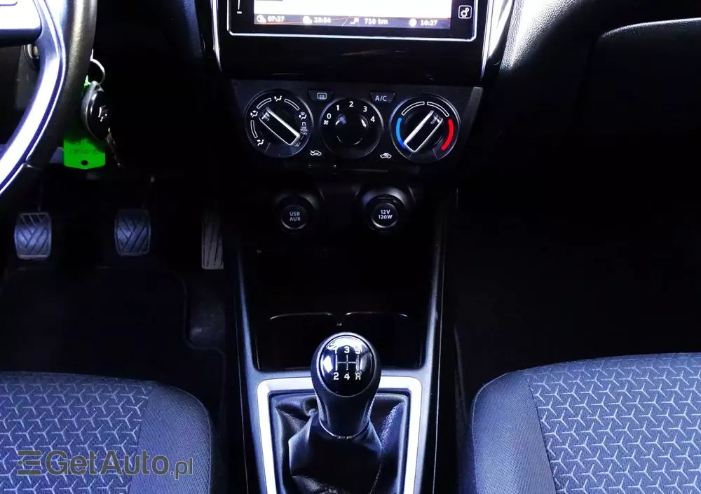 SUZUKI Swift 1.2 Premium Plus