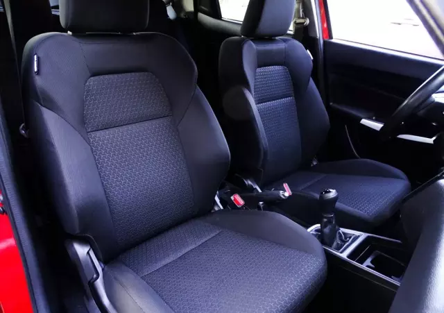 SUZUKI Swift 1.2 Premium Plus