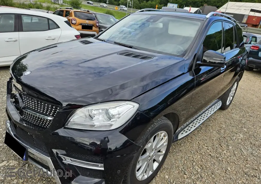 MERCEDES-BENZ ML 350 BlueTEC 4MATIC 7G-TRONIC Edition 1