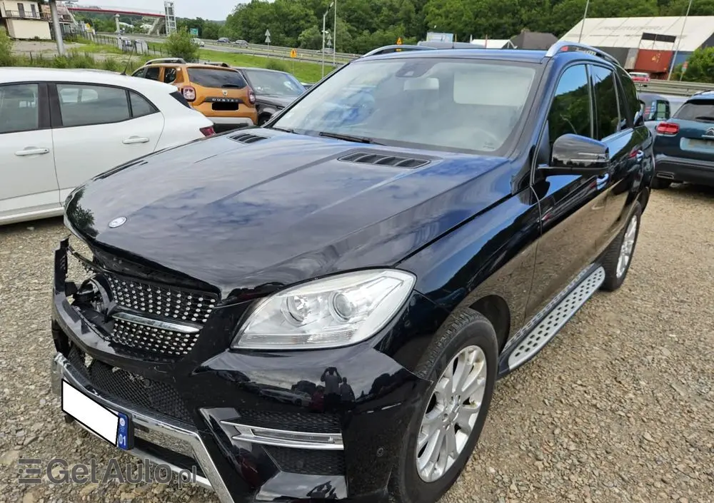 MERCEDES-BENZ ML 350 BlueTEC 4MATIC 7G-TRONIC Edition 1