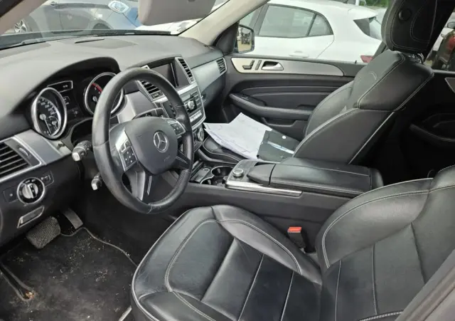 MERCEDES-BENZ ML 350 BlueTEC 4MATIC 7G-TRONIC Edition 1