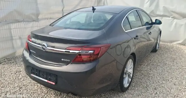 OPEL Insignia 1.6 T Cosmo S&S