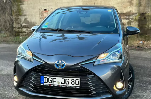 TOYOTA Yaris 1.5 VVT-i (100 KM) Hybrid Automatic