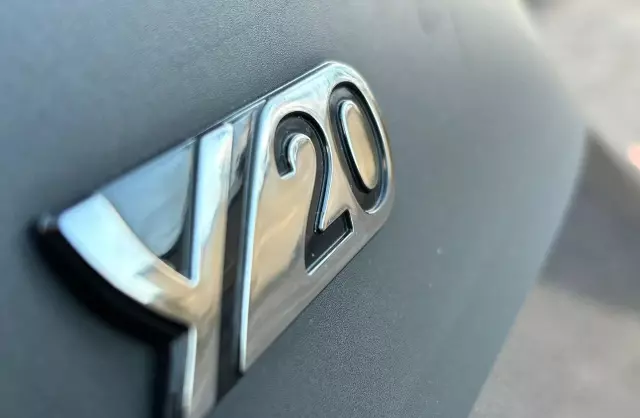 TOYOTA Yaris 1.5 VVT-i (100 KM) Hybrid Automatic