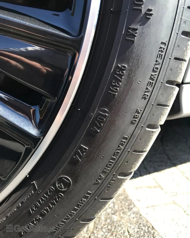 MERCEDES-BENZ CLE 200 9G-TRONIC Edition AMG Line