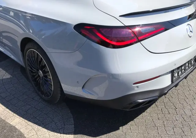 MERCEDES-BENZ CLE 200 9G-TRONIC Edition AMG Line