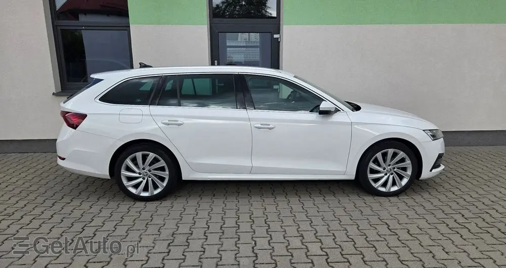 SKODA Octavia 1.5 TSI e-Tec Style DSG