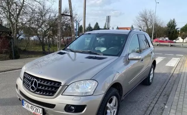 MERCEDES-BENZ ML 