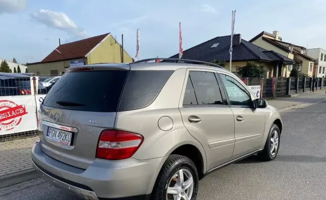 MERCEDES-BENZ ML 