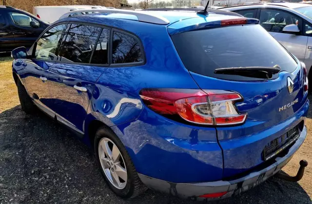 RENAULT Megane 