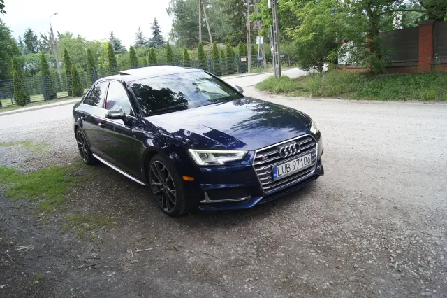 AUDI S4 Tiptronic