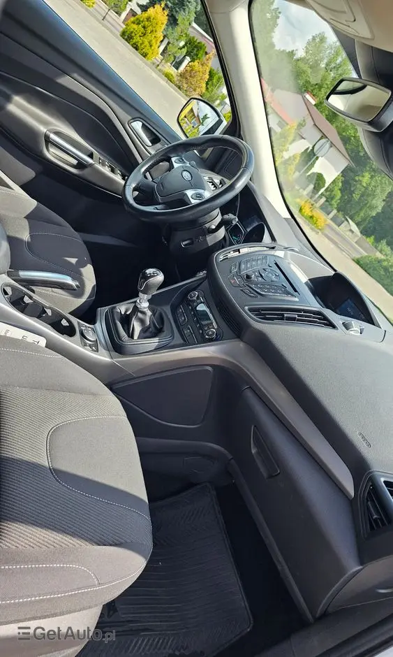 FORD Kuga 2.0 TDCi 2x4 Trend