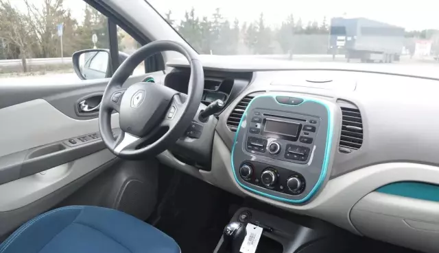 RENAULT Captur 