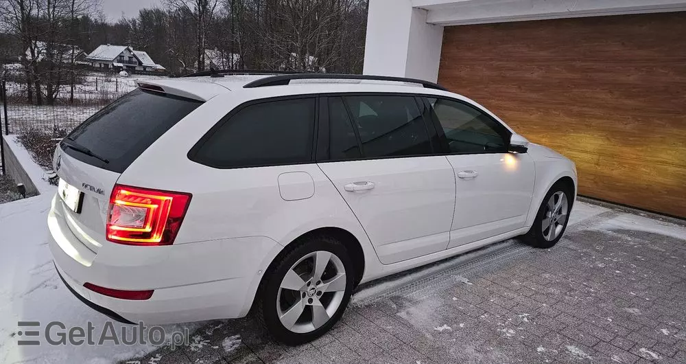 SKODA Octavia 2.0 TDI (Green tec) DSG L&K